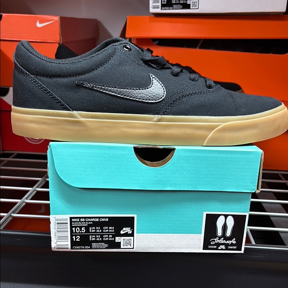 Nike SB Charge Canvas Black and Tan Skateboarding Sneakers